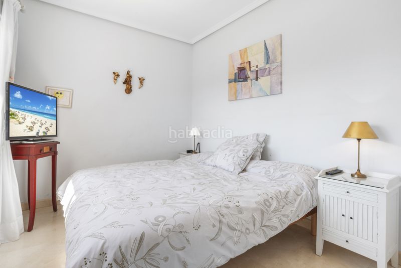 Foto f1284778-df3c-4d3a-845e-01a08c4c17ac. Casa amb aparcament piscina a El Paraíso Benahavís