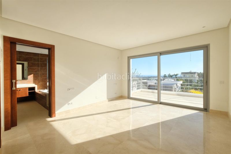 Foto 91e16eb9-f483-4e77-ad8f-a6c5c876979b. Casa amb aparcament piscina a los arqueros - puerto del almendro Benahavís