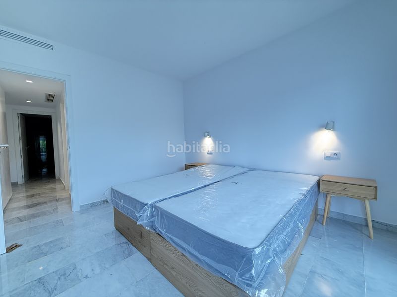 Foto 502f52d4-d0ce-4474-b85f-284e4b032042. Àtic amb calefacció aparcament piscina a Guadalmina Baja Marbella