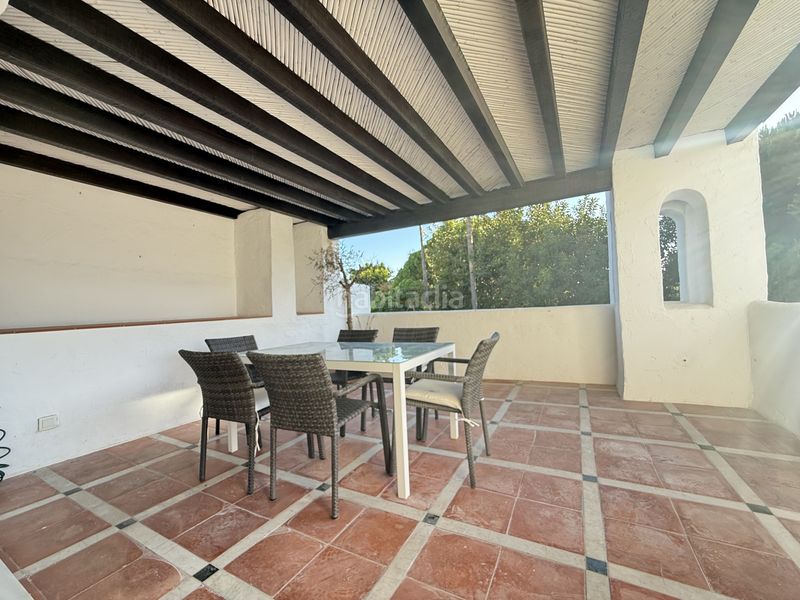 Foto f4b44221-5e53-45ba-8adf-0bcba1251f26. Àtic amb calefacció aparcament piscina a Guadalmina Baja Marbella
