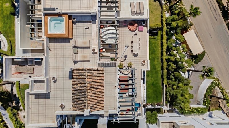 Foto dfbea7cb-ba4e-4918-952a-fbebb688269f. Àtic amb aparcament piscina a Casares golf - Casares del sol Casares