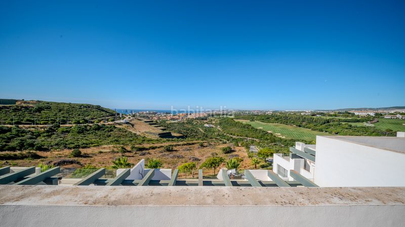 Foto fb12182f-9783-40d0-b40d-c44ba0e98abb. Àtic amb aparcament piscina a Casares golf - Casares del sol Casares