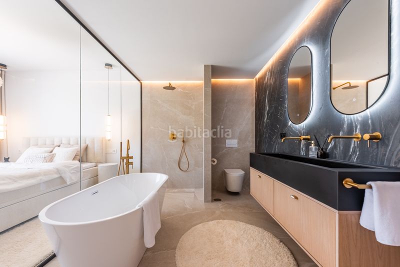 Foto a741f698-bfe4-4a30-8306-cf6658708503. Casa adossada amb calefacció aparcament piscina a Marbella