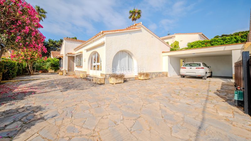 Foto 81d9db75-75bd-4841-b97f-219edd03484f. Casa amb aparcament a Alcorrín Manilva