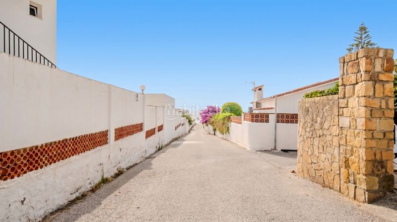 Foto f26a6017-f671-474f-843c-252848acc64d. Casa amb aparcament a Alcorrín Manilva