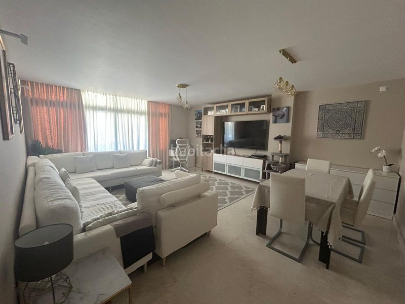 Foto 201ec521-307a-47b2-aab4-34208fc9e190. Apartament amb aparcament piscina a Chullera Manilva