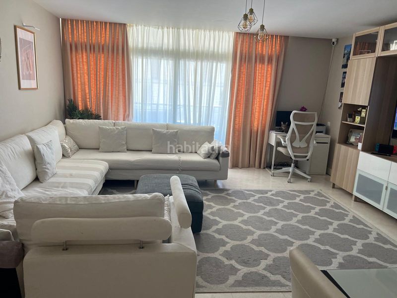 Foto 3166e579-a267-4fdb-89f0-1f38a30927a3. Apartament amb aparcament piscina a Chullera Manilva
