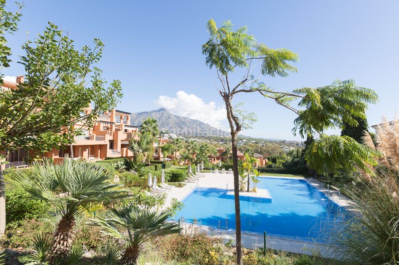 Foto 22b45b79-aef8-4e75-b6a3-adf6547a5dc9. Planta baixa amb aparcament piscina a Los Naranjos Marbella