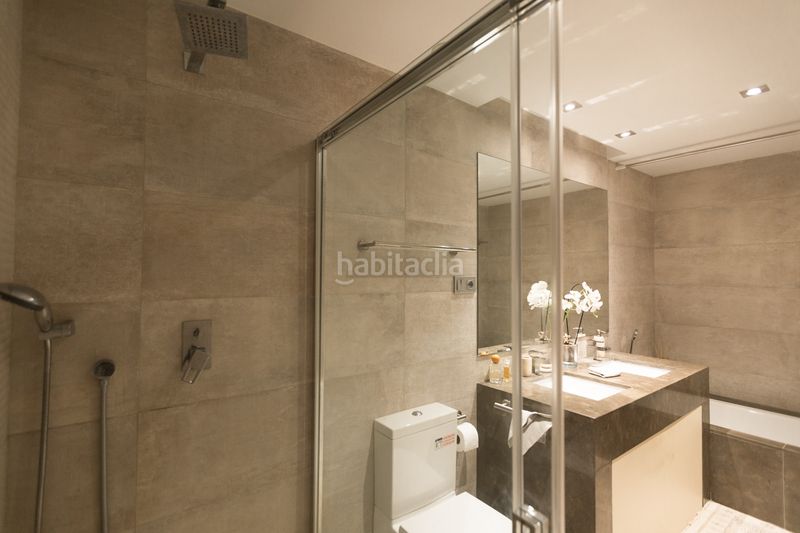 Foto 53a87a60-1477-490e-b81a-e20c86b67c67. Planta baixa amb aparcament piscina a Los Naranjos Marbella