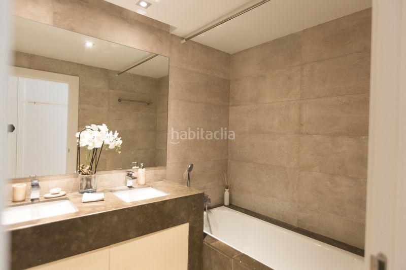 Foto 63e5f36b-ed9e-4d0d-85ed-104c9395292f. Planta baixa amb aparcament piscina a Los Naranjos Marbella