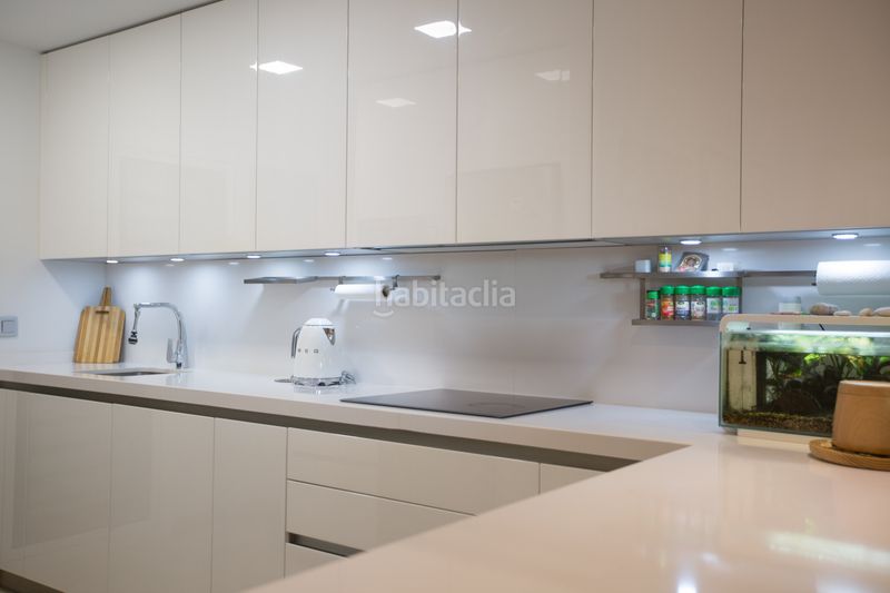 Foto a2742b76-f05e-444b-a19e-96a67cada9c0. Planta baixa amb aparcament piscina a Los Naranjos Marbella