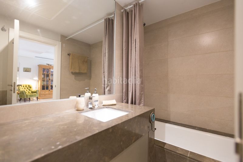 Foto a863f1e5-9672-4665-86dd-e681da9b58d2. Planta baixa amb aparcament piscina a Los Naranjos Marbella