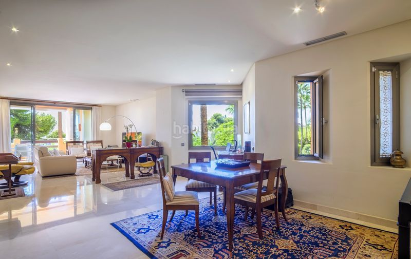 Foto 212345ff-6073-4c71-a418-82c6dc5a18a2. Apartament amb aparcament piscina a Sierra Blanca Marbella