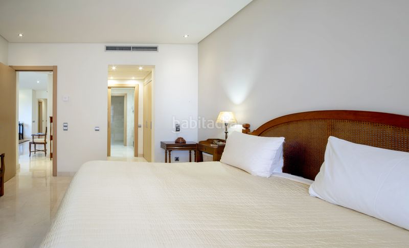 Foto 27658c8b-c066-43a7-9cc6-0fd9303bee49. Apartament amb aparcament piscina a Sierra Blanca Marbella
