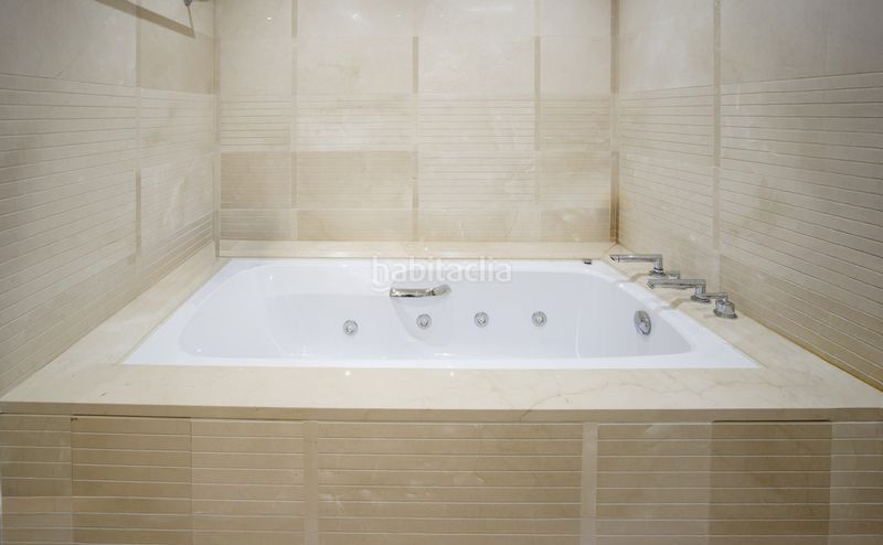Foto 45490914-63c2-434a-a389-f3b2f68b0b3a. Apartament amb aparcament piscina a Sierra Blanca Marbella