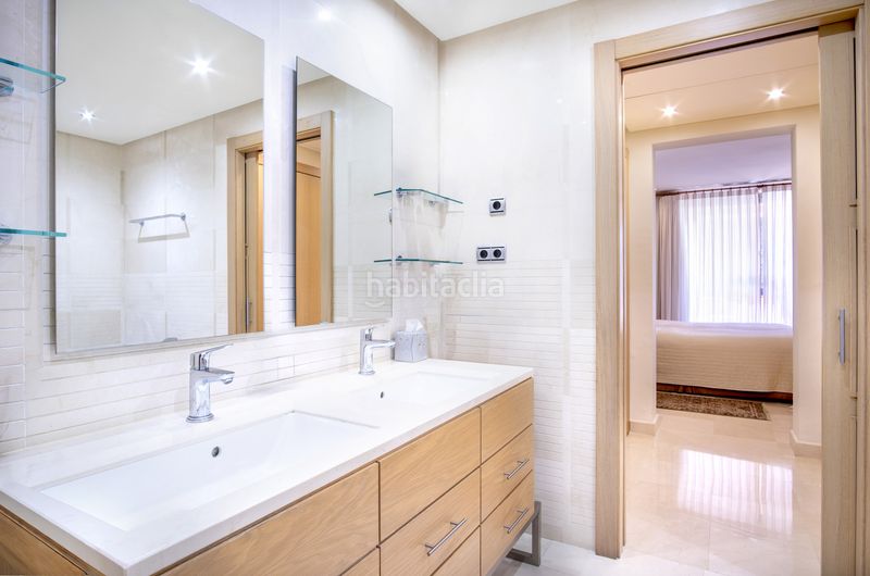 Foto 86732dd7-634e-4b62-8fac-94e3b5ac0b8a. Apartament amb aparcament piscina a Sierra Blanca Marbella