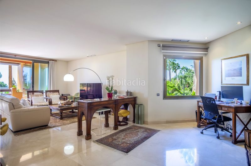 Foto b9a87222-8129-4d50-936f-1b6a02132471. Apartament amb aparcament piscina a Sierra Blanca Marbella