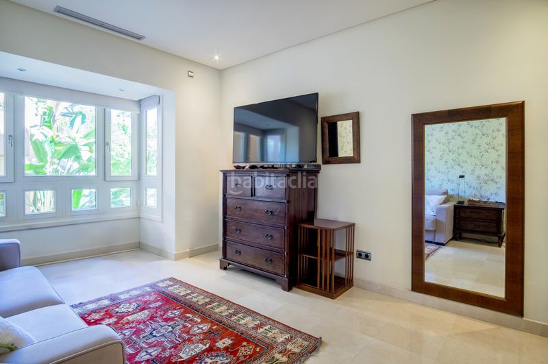 Foto e60b9502-ab86-4f20-8083-d44246f7f912. Apartament amb aparcament piscina a Sierra Blanca Marbella