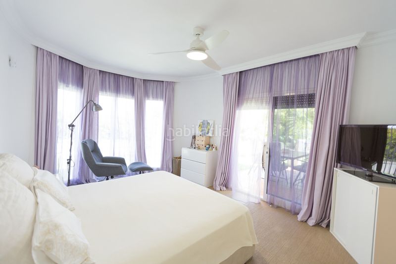 Foto 02503972-0aec-444f-bfa5-ab909786dbe0. Apartament amb aparcament piscina a lomas de Marbella club Marbella