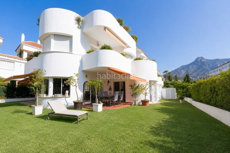Foto 22f25a3c-9f7c-4649-a640-fb2b2ffed83b. Apartament amb aparcament piscina a lomas de Marbella club Marbella