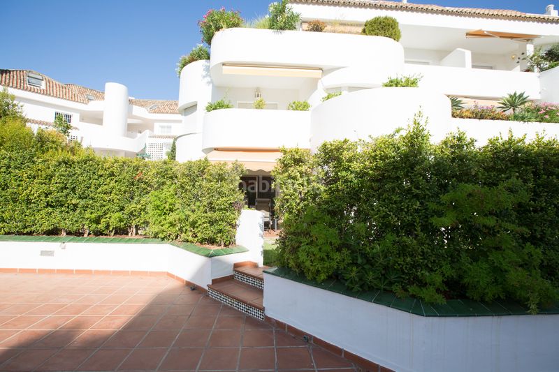 Foto 47b9eebf-06a3-4dde-8b71-ef0c74cbb106. Apartament amb aparcament piscina a lomas de Marbella club Marbella