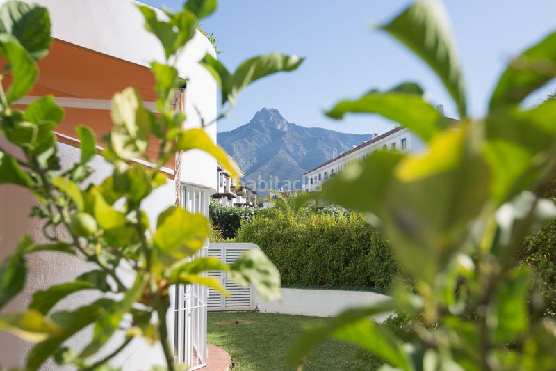 Foto 751c8626-3b38-4f53-b8e0-ad4ad6fffb0d. Apartament amb aparcament piscina a lomas de Marbella club Marbella