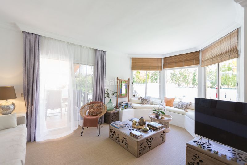 Foto cda5f4ae-1f2b-4af7-96e1-dd5a95304f94. Apartament amb aparcament piscina a lomas de Marbella club Marbella