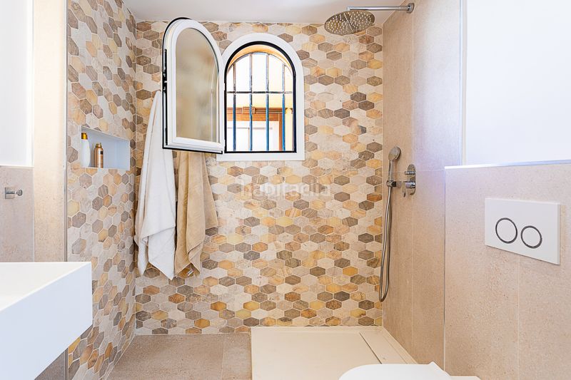 Foto 1de857b7-8a6d-4bfa-99a7-46807ef4a667. Àtic amb aparcament piscina a Elviria Marbella