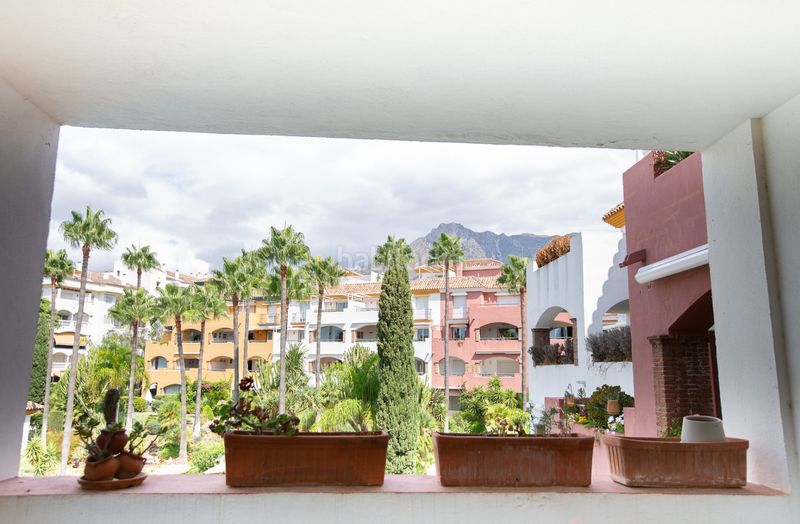 Foto e15a6818-6ad9-434d-b48a-96072671288f. Àtic amb aparcament piscina a Puente Romano Marbella
