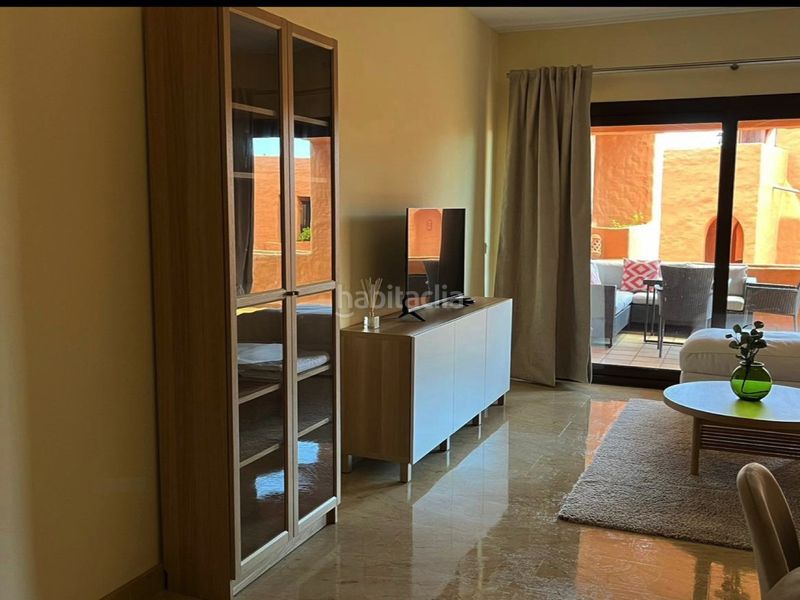 Foto 5ff07d28-a4ed-4acb-97b0-1829fedc649c. Apartament amb aparcament piscina a San Luis de Sabinillas Manilva