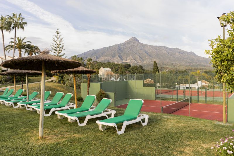 Foto be4a102f-9ffd-42cf-9884-0e91d89906d0. Casa adossada amb aparcament piscina a Aloha Marbella