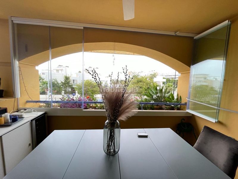Foto bf51856d-7f1c-47ba-aa4b-c6637248fabe. Apartament amb aparcament piscina a Nueva Alcántara Marbella