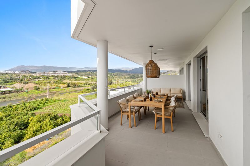 Foto 8e37d2fe-9d84-427f-a860-001f71c90683. Apartament amb aparcament piscina a Centro Estepona