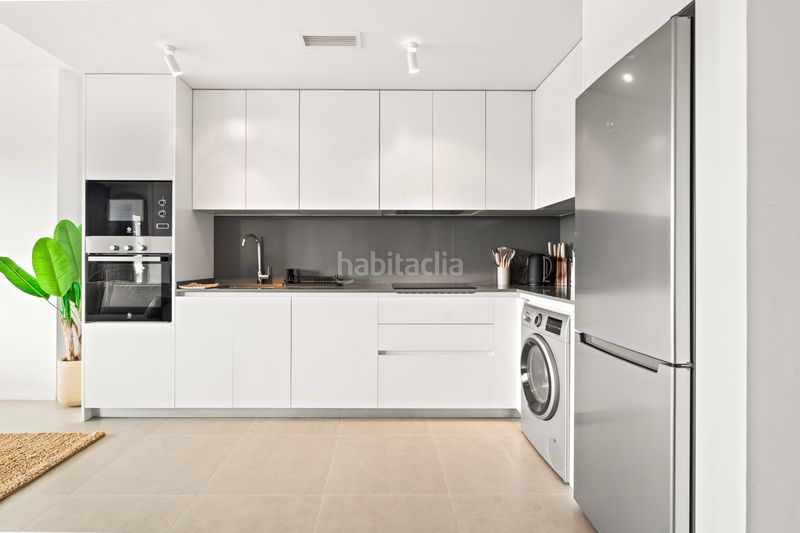 Foto fde45e47-530f-461d-bff3-9e5b2503af71. Apartament amb aparcament piscina a Centro Estepona