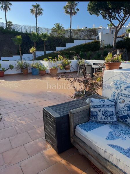 Foto 79366e3b-eb39-4bed-9e1d-0324217604cd. Àtic amb aparcament piscina a Calahonda Mijas
