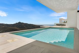 Àtic a Palo Alto. Ático panorámico con enorme terraza y vistas al mar en venta en