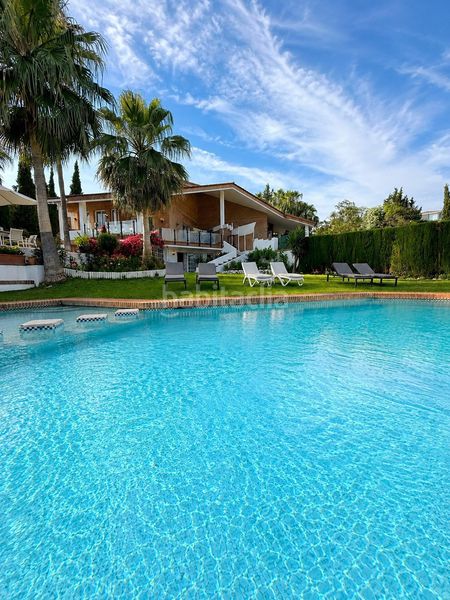 Foto 65afe128-49ef-4f66-89ca-dd474401d5d3. Alquiler casa chalet de lujo en el paraíso alto, benahavís marbella. en Estepona