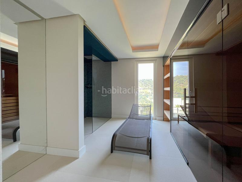 Foto 41013b9d-9670-4a12-8f5f-1b9dff4f5c16. Casa fantástica villa moderna con increíbles vistas panorámicas al mar en Benahavís