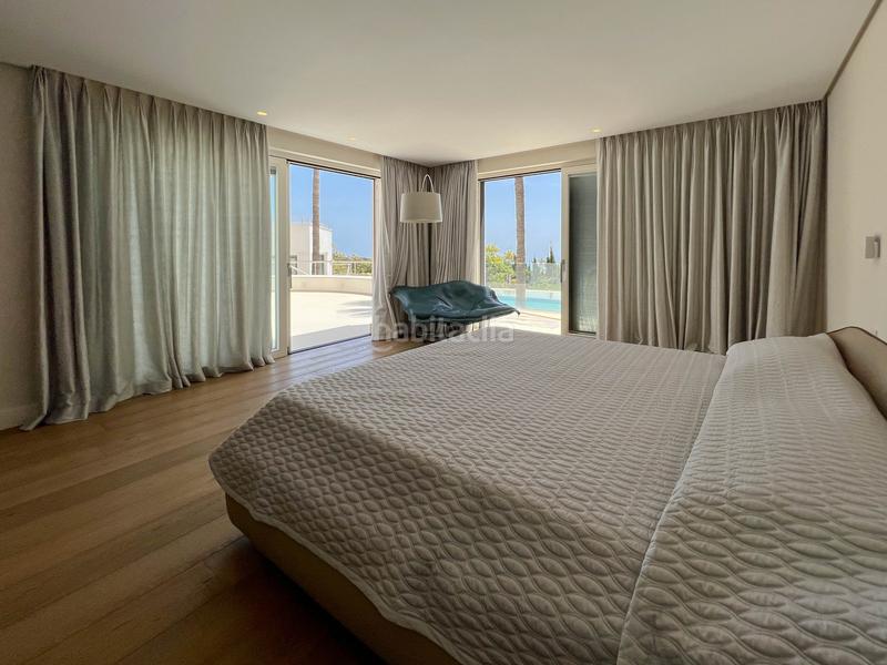 Foto 94a6f288-9040-4f92-9cd2-f3c0b5eb4874. Casa fantástica villa moderna con increíbles vistas panorámicas al mar en Benahavís