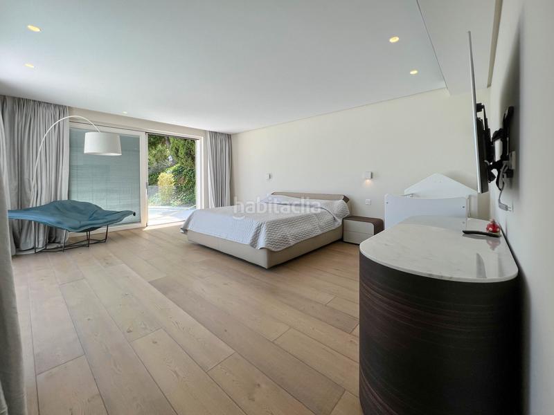 Foto e6ae64c8-9fb4-4b05-bc79-e15d5677059b. Casa fantástica villa moderna con increíbles vistas panorámicas al mar en Benahavís