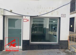 Location Local commercial à Cabezas de San Juan (Las). Local comercial en alquiler. local comercial de 45 m2 construido