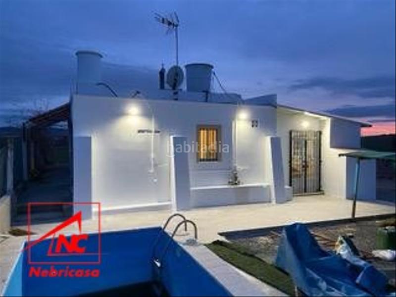 Foto 30ea6b99-d60f-4d96-a5ec-0f53efc802b0. Masia amb piscina a Lebrija