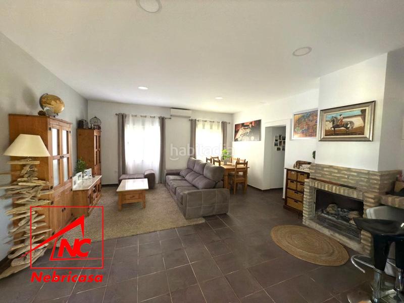 Foto 8c6ba851-c609-4e18-ac4c-e536c2b052f0. Masia amb piscina a Lebrija