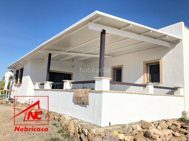 Foto f96da406-56c0-4465-8e9c-ee2ac2b7d249. Masia amb piscina a Lebrija