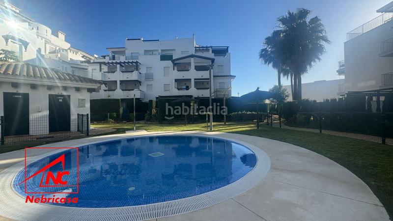 Foto 362eda57-7574-4f12-9217-a1a4ab1085d9. Appartamento con parcheggio piscina in Aguadulce - Almadraba - Punta Candor Rota
