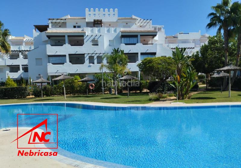 Foto e1cab329-556b-4ee6-9213-040e39a2038b. Appartamento con parcheggio piscina in Aguadulce - Almadraba - Punta Candor Rota
