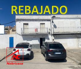Haus in Cabezas de San Juan (Las). Gran oportunidad de inversión, en la avenida principal de las ca