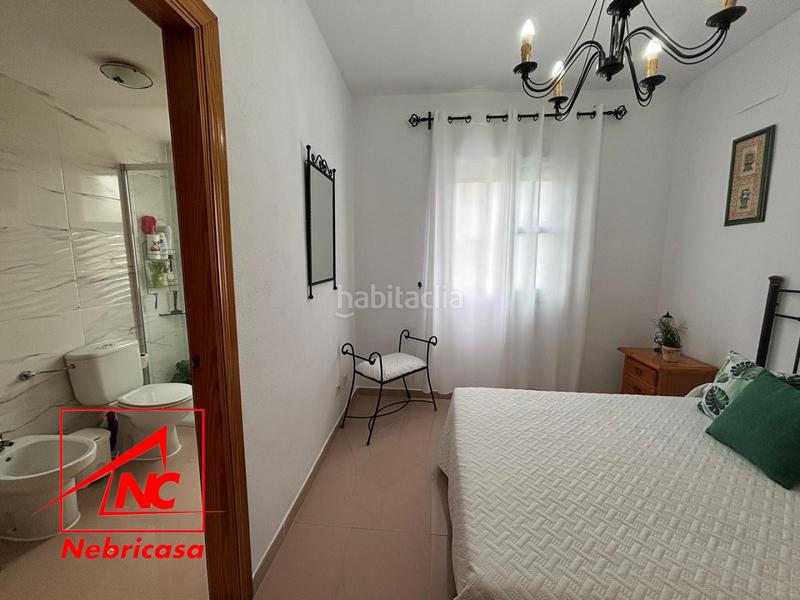 Foto 4ffc5cd1-4fea-41fa-b719-9dd8b255dea9. Alquiler piso disfruta de tus vacaciones en urbanización playa ballena, en esta encantadora vivienda de dos habitaciones y dos baños. la propie en Rota