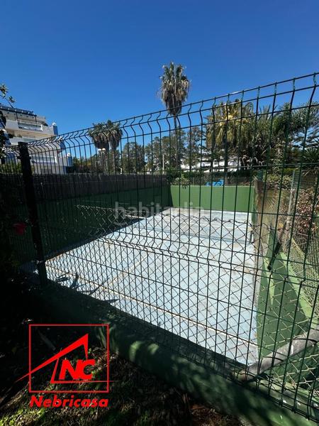 Foto d7bc3275-801b-4a32-a22c-6af0db5ca4e5. Location appartement avec parking piscine dans Costa Ballena - Largo norte Rota