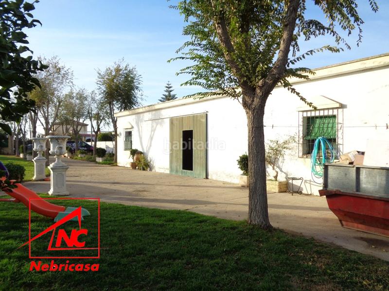 Foto 70ec3f0d-8f1d-4d61-be2e-8f10ae513f82. Casa parcela de 2.307 m con dos viviendas y múltiples opcionesgran oportunidad para vivir, invertir o combinar vivienda y negocio.parce en Sanlúcar de Barrameda